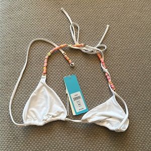 White beach bunny top only medium